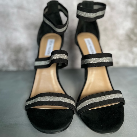 Sexy black heels - Picture 9 of 13